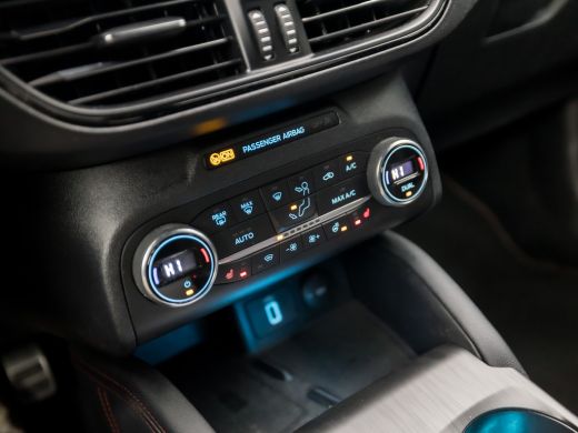 Ford Focus 1.5 EcoBoost ST Line X 150Pk Automaat (VIRTUAL COCKPIT, APPLE CARPLAY, GROOT NAVI, STUUR/STOELVER... ActivLease financial lease