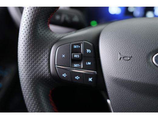 Ford Kuga 2.5 PHEV ST-Line | Dealer Onderhouden! | Navi | Camera | Winter Pack| Clima | 19 Inch Velgen | LE... ActivLease financial lease