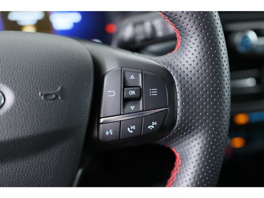 Ford Kuga 2.5 PHEV ST-Line | Dealer Onderhouden! | Navi | Camera | Winter Pack| Clima | 19 Inch Velgen | LE... ActivLease financial lease