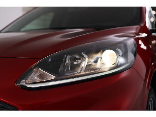 Ford Kuga 2.5 PHEV ST-Line | Dealer Onderhouden! | Navi | Camera | Winter Pack| Clima | 19 Inch Velgen | LE... ActivLease financial lease