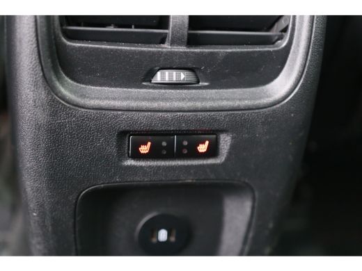 Ford Kuga 2.5 PHEV ST-Line | Dealer Onderhouden! | Navi | Camera | Winter Pack| Clima | 19 Inch Velgen | LE... ActivLease financial lease