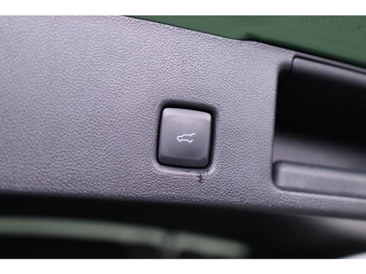 Ford Kuga 2.5 PHEV ST-Line X Black Pack | Trekhaak Wegklapbaar | Panorama Dak | Winter Pack | LED Matrix ActivLease financial lease