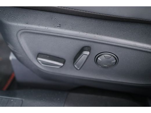 Ford Kuga 2.5 PHEV ST-Line X Black Pack | Trekhaak Wegklapbaar | Panorama Dak | Winter Pack | LED Matrix ActivLease financial lease