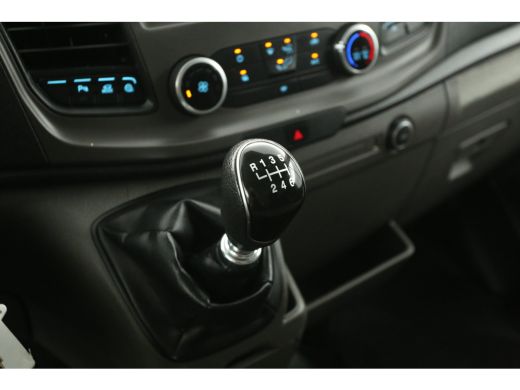 Ford Transit 350 2.0 TDCI L3H3 | Airco | Cruise | 3-Zits | Trekh. | Parkeersens. | 2xSchuifdeur | Imperiaal ActivLease financial lease