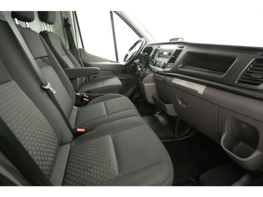 Ford Transit 350 2.0 TDCI L3H3 | Airco | Cruise | 3-Zits | Trekh. | Parkeersens. | 2xSchuifdeur | Imperiaal ActivLease financial lease