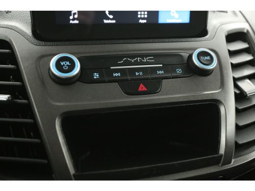 Ford Transit Connect 1.5 EcoBlue 100PK L2 Black Edition | 8-Traps Aut. | Camera | 3-Zits | Airco | Cruise | Trekh. | W... ActivLease financial lease