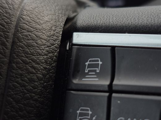 Jeep Compass 4xe 240 Plug-in Hybrid Electric Limited Camera | Adaptive CC | Full LED | Keyless | Full map navi... ActivLease financial lease