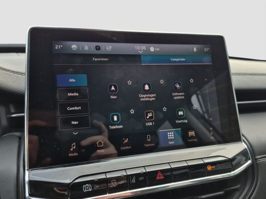 Jeep Compass 4xe 240 Plug-in Hybrid Electric Limited Camera | Adaptive CC | Full LED | Keyless | Full map navi... ActivLease financial lease