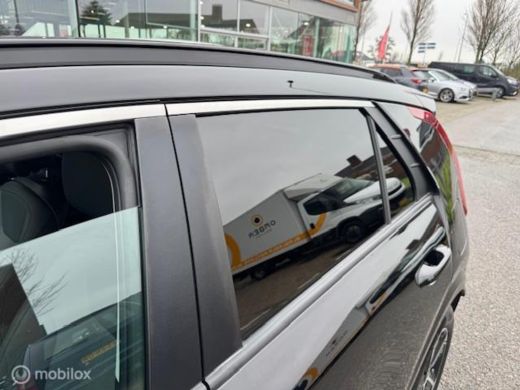 Kia Niro 1.6 GDi PHEV DynamicLine Edition / Plug-inn Hybride / volledig elektrisch rijden 65 km hierna Hyb... ActivLease financial lease