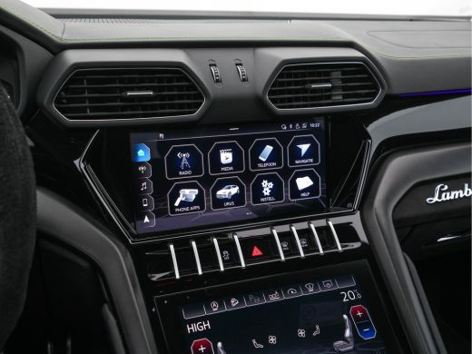 Lamborghini Urus 4.0 V8 Pearl Capsule (INCL.BTW) *CERAMIC-BRAKES | PANO | HEAD-UP | SOFT-CLOSE | LEATHER-ALCANTARA... ActivLease financial lease