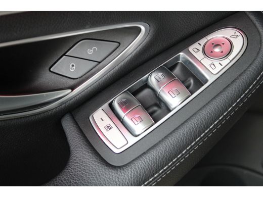 Mercedes-Benz C-Klasse Estate 180 Business Solution AMG | 18 inch Lichtmetalen velgen | Sportstuur | Automatische koffer... ActivLease financial lease