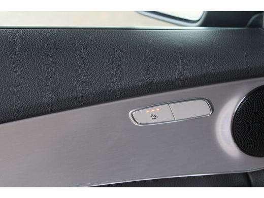 Mercedes-Benz C-Klasse Estate 180 Business Solution AMG | 18 inch Lichtmetalen velgen | Sportstuur | Automatische koffer... ActivLease financial lease