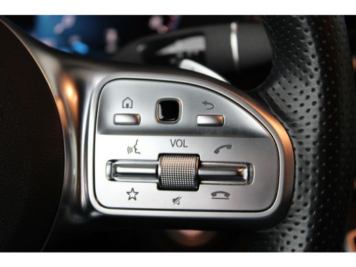 Mercedes-Benz C-Klasse Estate 180 Business Solution AMG | 18 inch Lichtmetalen velgen | Sportstuur | Automatische koffer... ActivLease financial lease