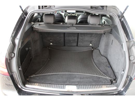 Mercedes-Benz C-Klasse Estate 180 Business Solution AMG | 18 inch Lichtmetalen velgen | Sportstuur | Automatische koffer... ActivLease financial lease