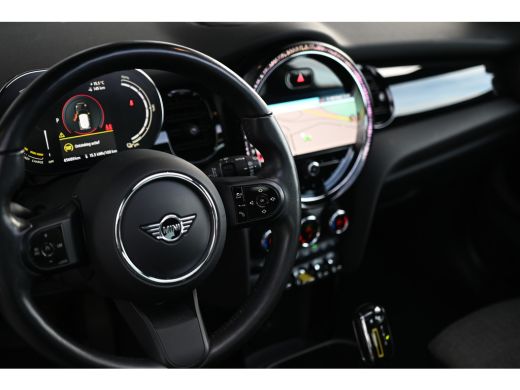 Mini Electric Classic / Panoramadak / Sportstoelen / Comfort Access / Stuurverwarming / LED / Airconditioning /... ActivLease financial lease