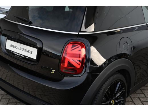 Mini Electric Classic / Panoramadak / Sportstoelen / Comfort Access / Stuurverwarming / LED / Airconditioning /... ActivLease financial lease