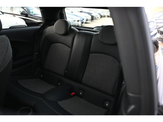 Mini Electric Classic / Panoramadak / Sportstoelen / Comfort Access / Stuurverwarming / LED / Airconditioning /... ActivLease financial lease