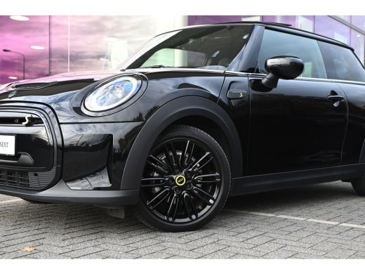 Mini Electric Classic / Panoramadak / Sportstoelen / Comfort Access / Stuurverwarming / LED / Airconditioning /... ActivLease financial lease