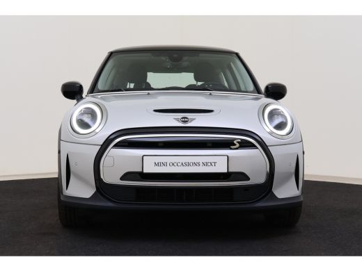 Mini Electric Classic / Sportstoelen / Achteruitrijcamera / Comfort Access / Stuurverwarming / LED / Stoelverwa... ActivLease financial lease