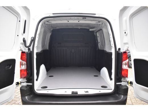 Opel Combo 1.5 L1 100pk | Navigatie | Achteruitrijcamera | Betimmering | DAB+ | Dealeronderhouden | Regensen... ActivLease financial lease