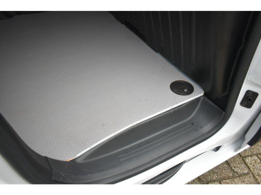 Opel Combo 1.5 L1 100pk | Navigatie | Achteruitrijcamera | Betimmering | DAB+ | Dealeronderhouden | Regensen... ActivLease financial lease