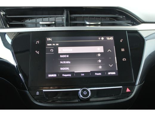 Opel Corsa 1.2 Level 3 Elegance | 100PK | Half leder | Apple carplay | Armsteun | 1e eigenaar | ActivLease financial lease