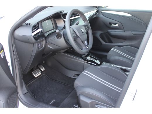 Opel Corsa-e GS 50 kWh / Navigatie / Camera / Parkeersensoren / Dodehoek / Draadloos telefoonlader LED / Carplay ActivLease financial lease