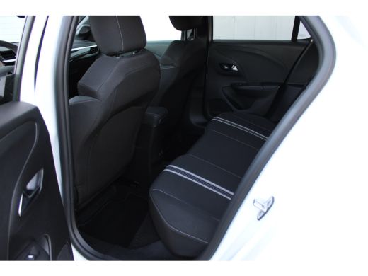 Opel Corsa-e GS 50 kWh / Navigatie / Camera / Parkeersensoren / Dodehoek / Draadloos telefoonlader LED / Carplay ActivLease financial lease