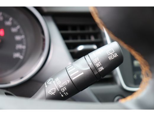Opel Crossland X 1.2 TURBO 110PK INNOVATION / NAVI / LEDER / CLIMA / LED / PDC / 16" LMV / BLUETOOTH / CRUISECONTR... ActivLease financial lease