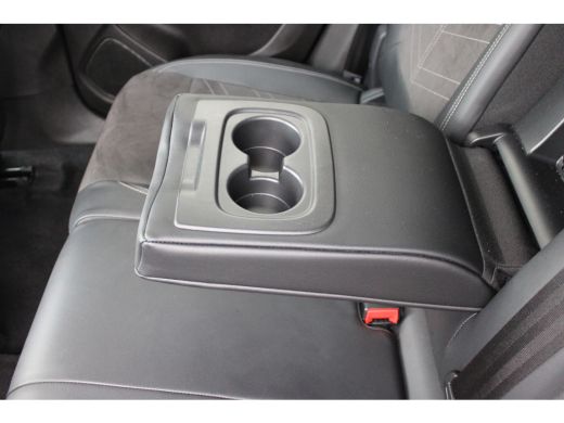 Opel Grandland 1.2 Turbo / Navigatie / 360 Camera / Keyless / Stuur -en Stoelverwarmd / Matrix LED / Elektr. Kof... ActivLease financial lease