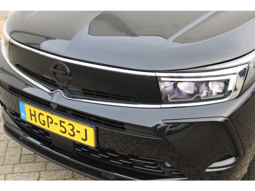 Opel Grandland 1.2 Turbo / Navigatie / 360 Camera / Keyless / Stuur -en Stoelverwarmd / Matrix LED / Elektr. Kof... ActivLease financial lease