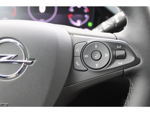 Opel Grandland 1.2 Turbo / Navigatie / 360 Camera / Keyless / Stuur -en Stoelverwarmd / Matrix LED / Elektr. Kof... ActivLease financial lease