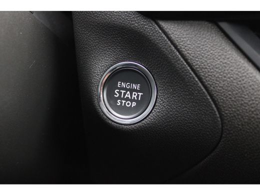 Opel Grandland 1.2 Turbo / Navigatie / 360 Camera / Keyless / Stuur -en Stoelverwarmd / Matrix LED / Elektr. Kof... ActivLease financial lease