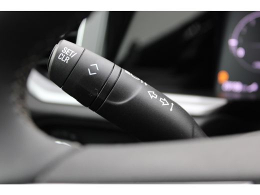 Opel Grandland 1.2 Turbo / Navigatie / 360 Camera / Keyless / Stuur -en Stoelverwarmd / Matrix LED / Elektr. Kof... ActivLease financial lease