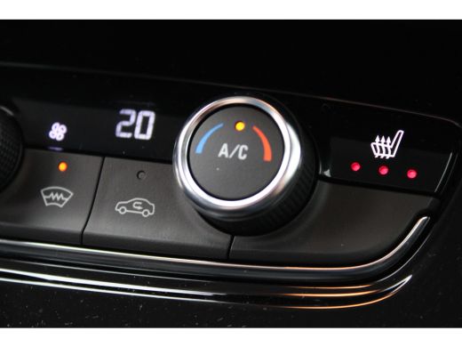 Opel Grandland 1.2 Turbo / Navigatie / 360 Camera / Keyless / Stuur -en Stoelverwarmd / Matrix LED / Elektr. Kof... ActivLease financial lease