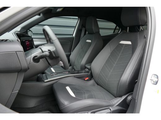 Opel Mokka 1.2 TURBO 130PK GS AUTOMAAT / NAVI /ALCANTARA / CLIMA / PDC / 18"LMV / CAMERA / FULL-LED / WINTER... ActivLease financial lease