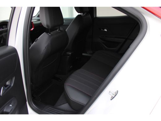 Opel Mokka-e GS Line 50-kWh 11kw bl. / Navigatie / Camera / Parkeersensoren / Dodehoek / LED / ECC / 17'' LMV ActivLease financial lease