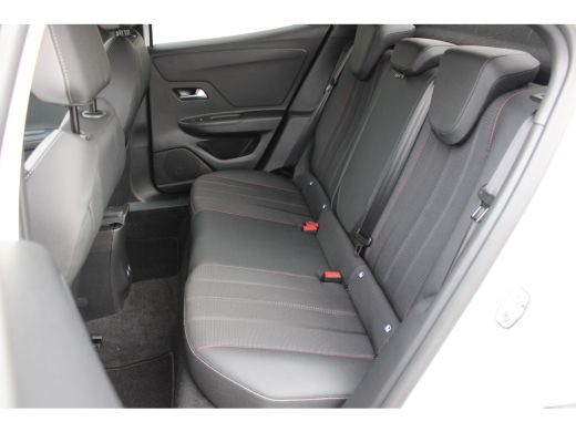 Opel Mokka-e GS Line 50-kWh 11kw bl. / Navigatie / Camera / Parkeersensoren / Dodehoek / LED / ECC / 17'' LMV ActivLease financial lease