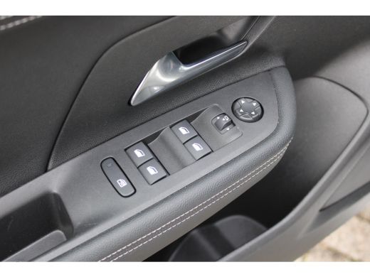 Opel Mokka-e GS Line 50-kWh 11kw bl. / Navigatie / Camera / Parkeersensoren / Dodehoek / LED / ECC / 17'' LMV ActivLease financial lease