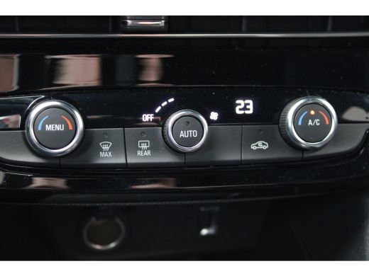 Opel Mokka-e GS Line 50-kWh 11kw bl. / Navigatie / Camera / Parkeersensoren / Dodehoek / LED / ECC / 17'' LMV ActivLease financial lease