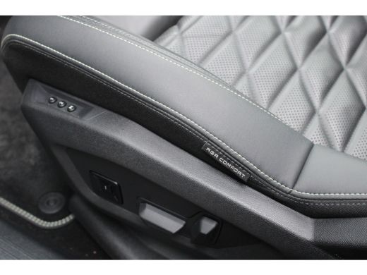 Peugeot 3008 1.2 Hybrid 136 GT | Automaat | Navigatie | Camera | Panorama/schuifdak | Lederen bekleding | 28.0... ActivLease financial lease