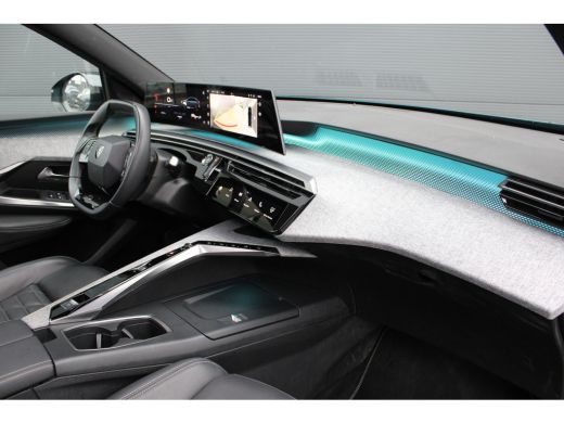 Peugeot 3008 1.2 Hybrid 136 GT | Automaat | Navigatie | Camera | Panorama/schuifdak | Lederen bekleding | 28.0... ActivLease financial lease