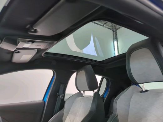 Peugeot e-208 EV GT 350 50 kWh NL-AUTO | PANORAMA DAK | SOH 91% ActivLease financial lease