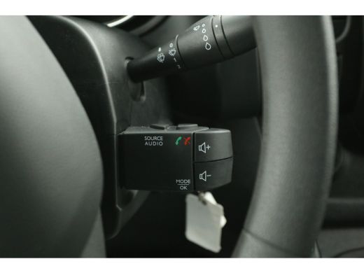 Renault Trafic 2.0 dCi T29 L2H1 | 145PK | Airco | Cruise | 3-Zits | Parkeersens. ActivLease financial lease