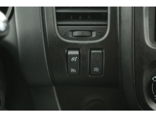Renault Trafic 2.0 dCi T29 L2H1 | 145PK | Airco | Cruise | 3-Zits | Parkeersens. ActivLease financial lease