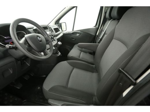 Renault Trafic 2.0 dCi T29 L2H1 | 145PK | Airco | Cruise | 3-Zits | Parkeersens. ActivLease financial lease