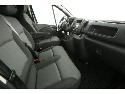 Renault Trafic 2.0 dCi T29 L2H1 | 145PK | Airco | Cruise | 3-Zits | Parkeersens. ActivLease financial lease