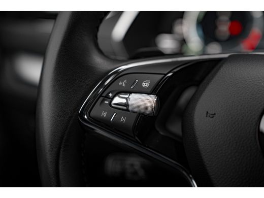 Skoda Octavia Combi 1.4 TSI iV PHEV Business Edition Plus | Leder interieur | Adapt. Cruise | Head-Up | Camera ... ActivLease financial lease