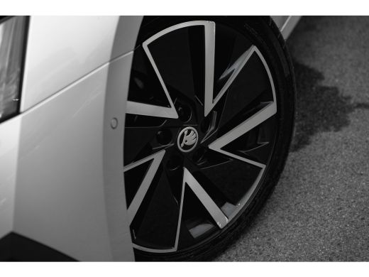 Skoda Octavia Combi 1.4 TSI iV PHEV Business Edition Plus | Leder interieur | Adapt. Cruise | Head-Up | Camera ... ActivLease financial lease