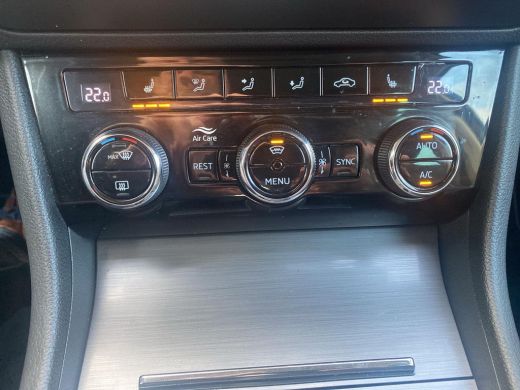 Skoda Superb Combi 1.4 TSI iV Business Edition Plus | 218Pk | Trekhaak | ACC | DCC | Elek. klep | ActivLease financial lease